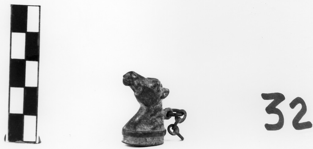 testa di cavallo (pendente) - ambito romano (secc. I-III d.C)