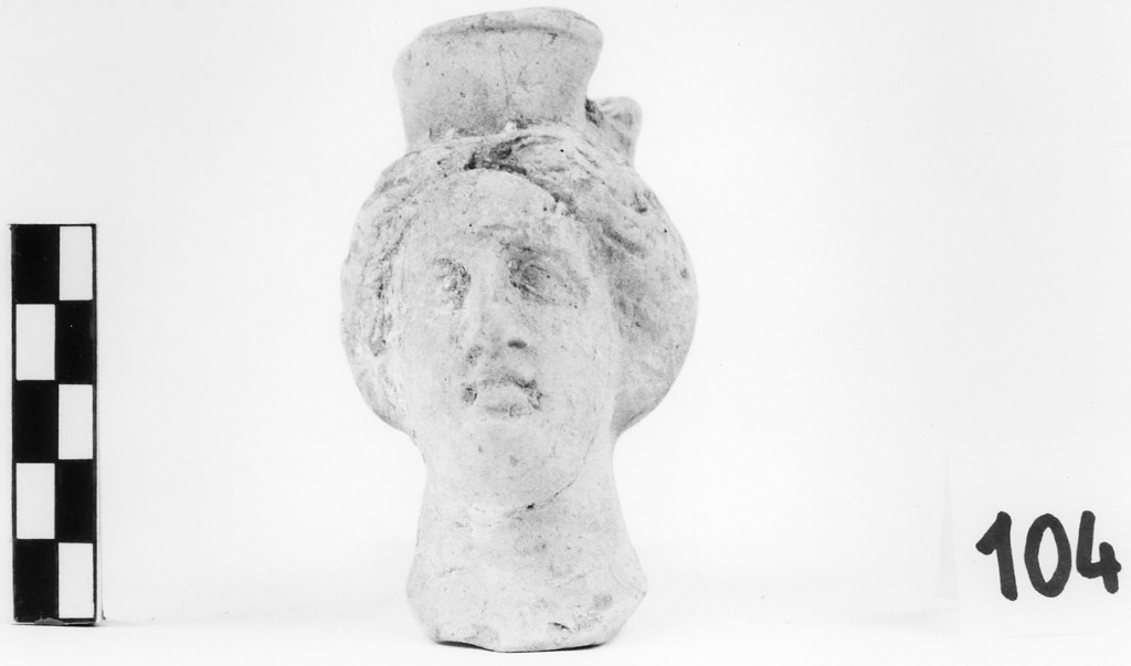 testa femminile - ambito ellenistico (secc. III-II a.C)