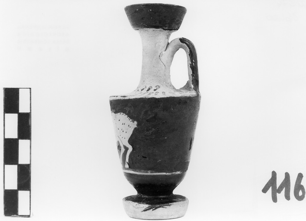 lekythos - ambito greco (metà sec. V a.C)