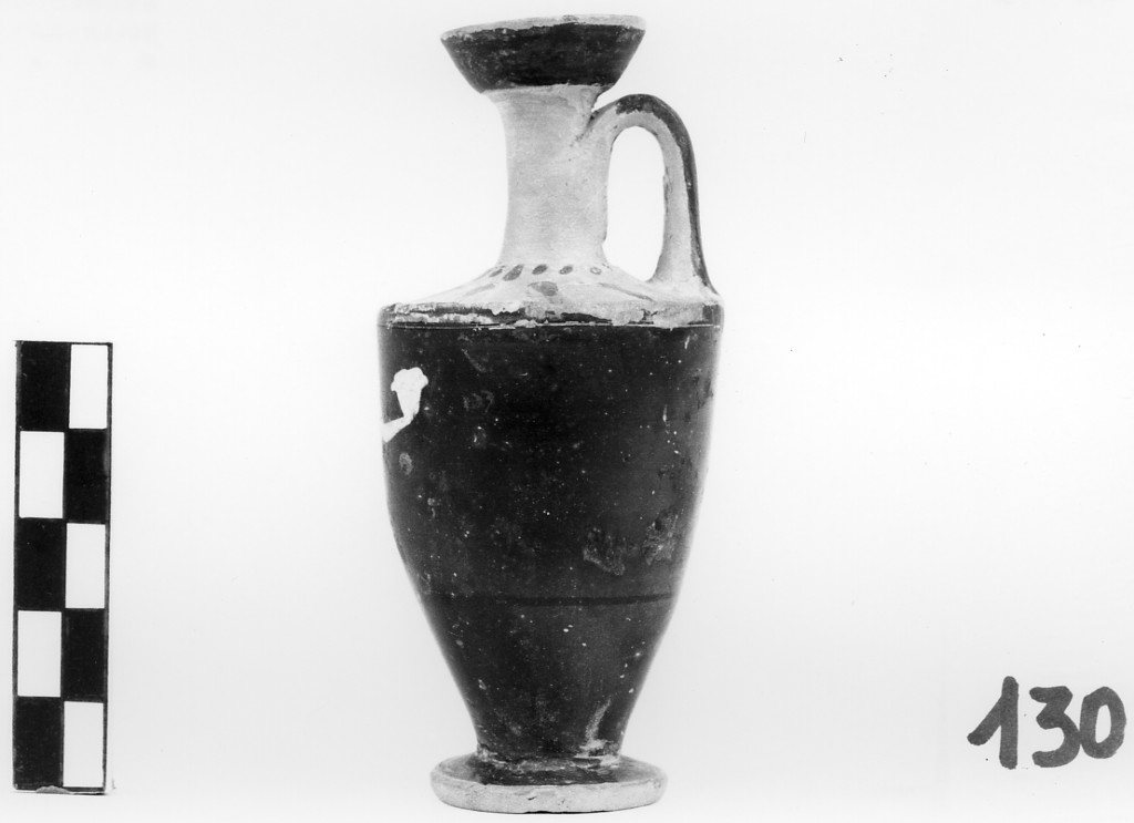 lekythos - ambito greco (inizio sec. V a.C)