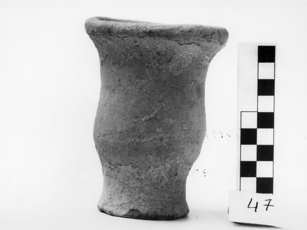 olletta miniaturistica situliforme - produzione magno greca (apula?) (sec. V a.C)