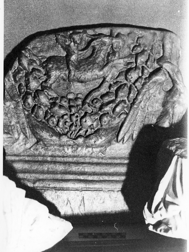 ara funeraria/ frammento (seconda metà sec. I d.C)