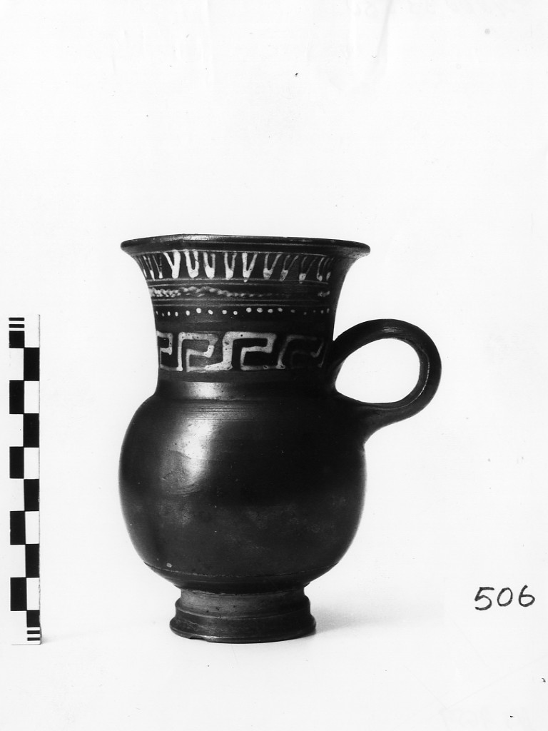 boccale - produzione apula, fabbrica di Gnathia (metà/ fine secc. IV/ III a.C)