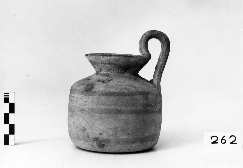 brocchetta - produzione italica indigena (sec. IV a.C)