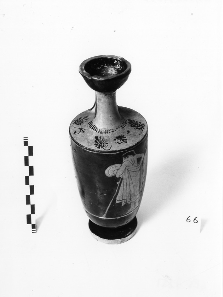 lekythos - produzione attica (metà sec. V a.C)