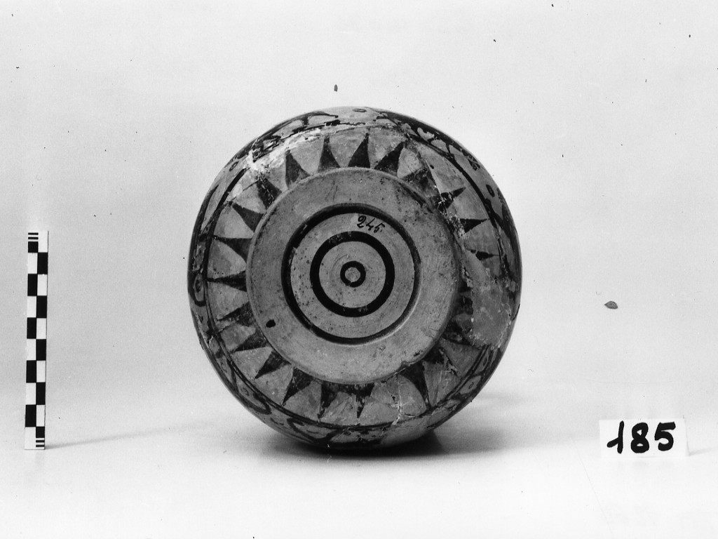 olpe - produzione corinzia fra protocorinzio e corinzio (fine/ inizio secc. VII a.C.-VI a.C)