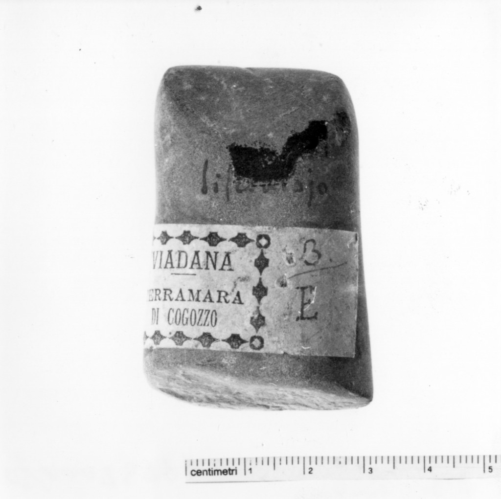 lisciatoio - produzione terramaricola (età del bronzo medio-recente)