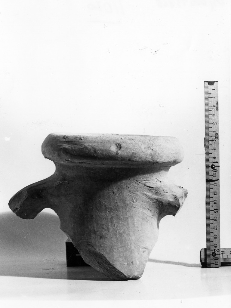 anfora/ frammento - produzione brindisina (prima metà sec. II a.C)