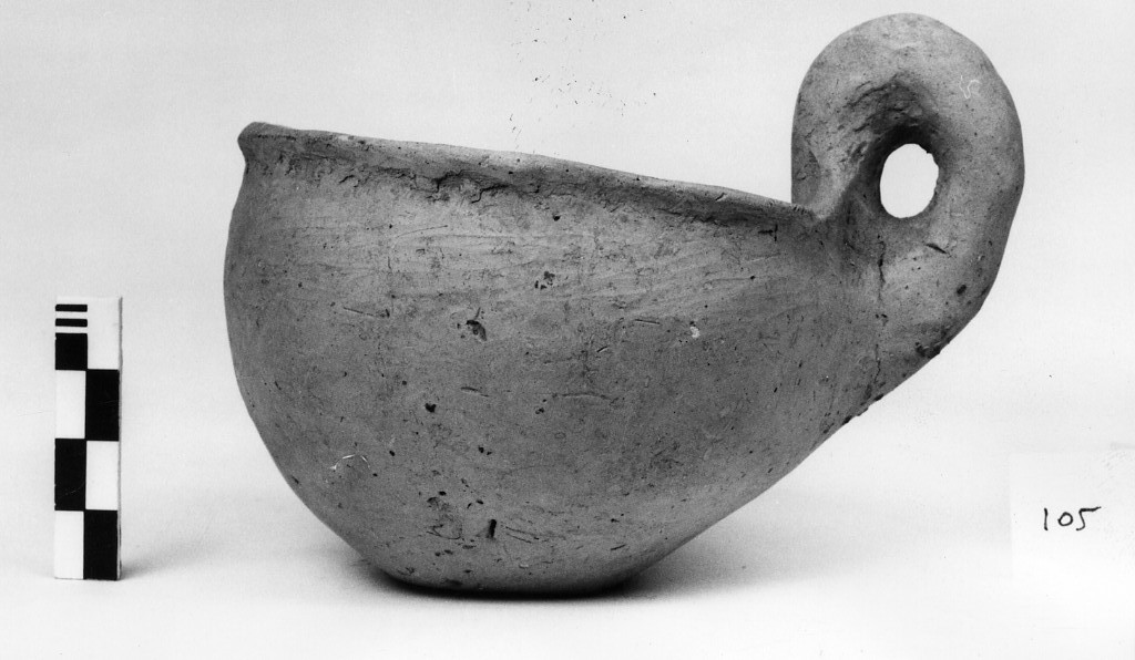 tazza - subgeometrico daunio I (fine/ inizio secc. VII a.C.-VI a.C)