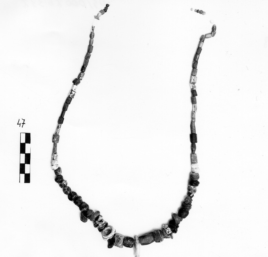 collana (secc. VIII a.C.-II a.C)