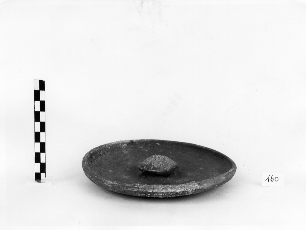 patera ombelicata (inizio/ metà secc. III a.C.-II a.C)