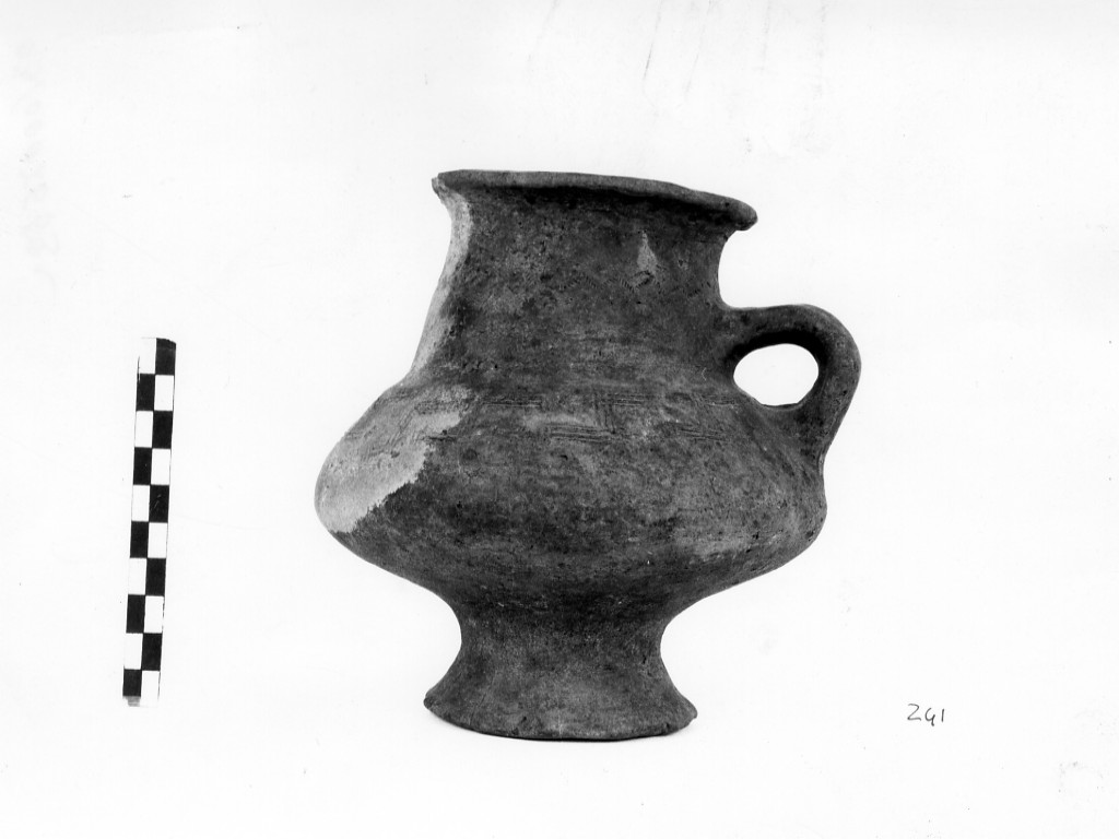 orciolo (secc. IX a.C.-VIII a.C)