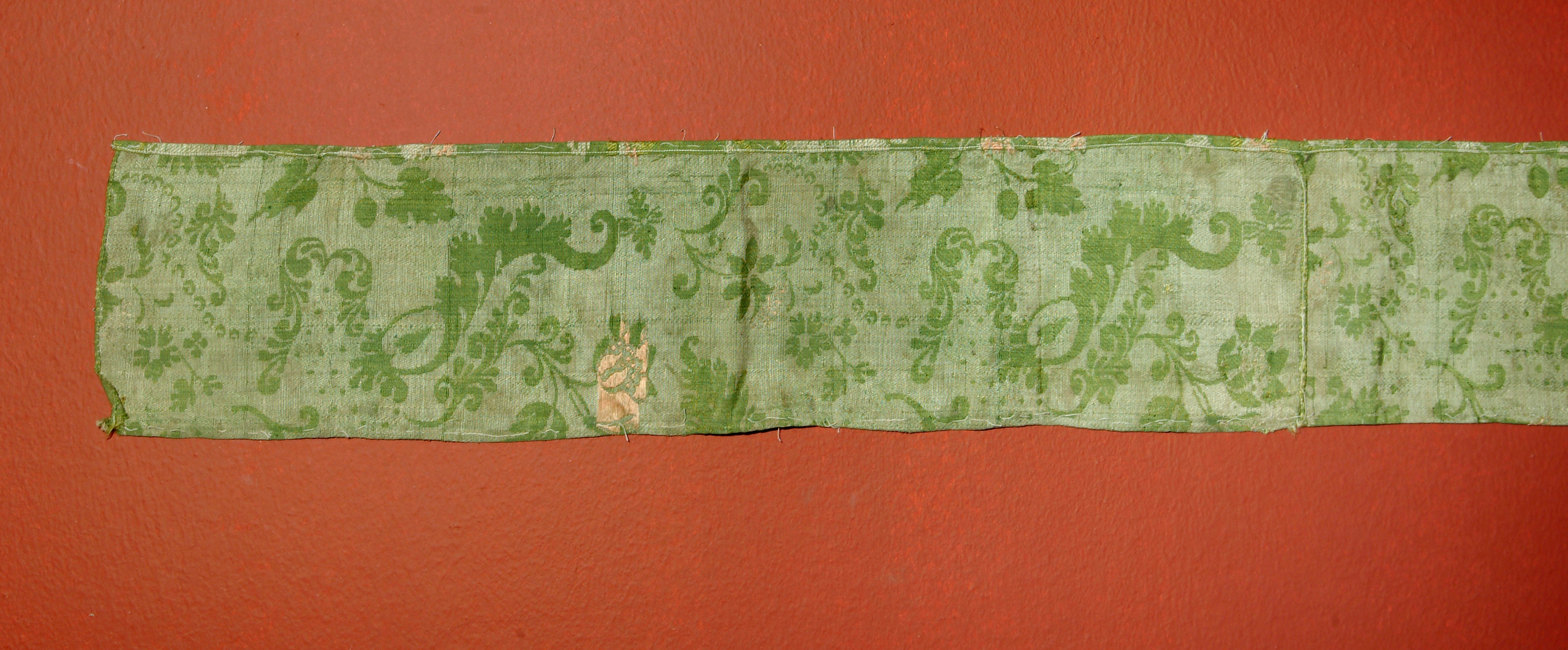 fascia ornamentale, opera isolata - manifattura Italia settentrionale (primo quarto XVIII)