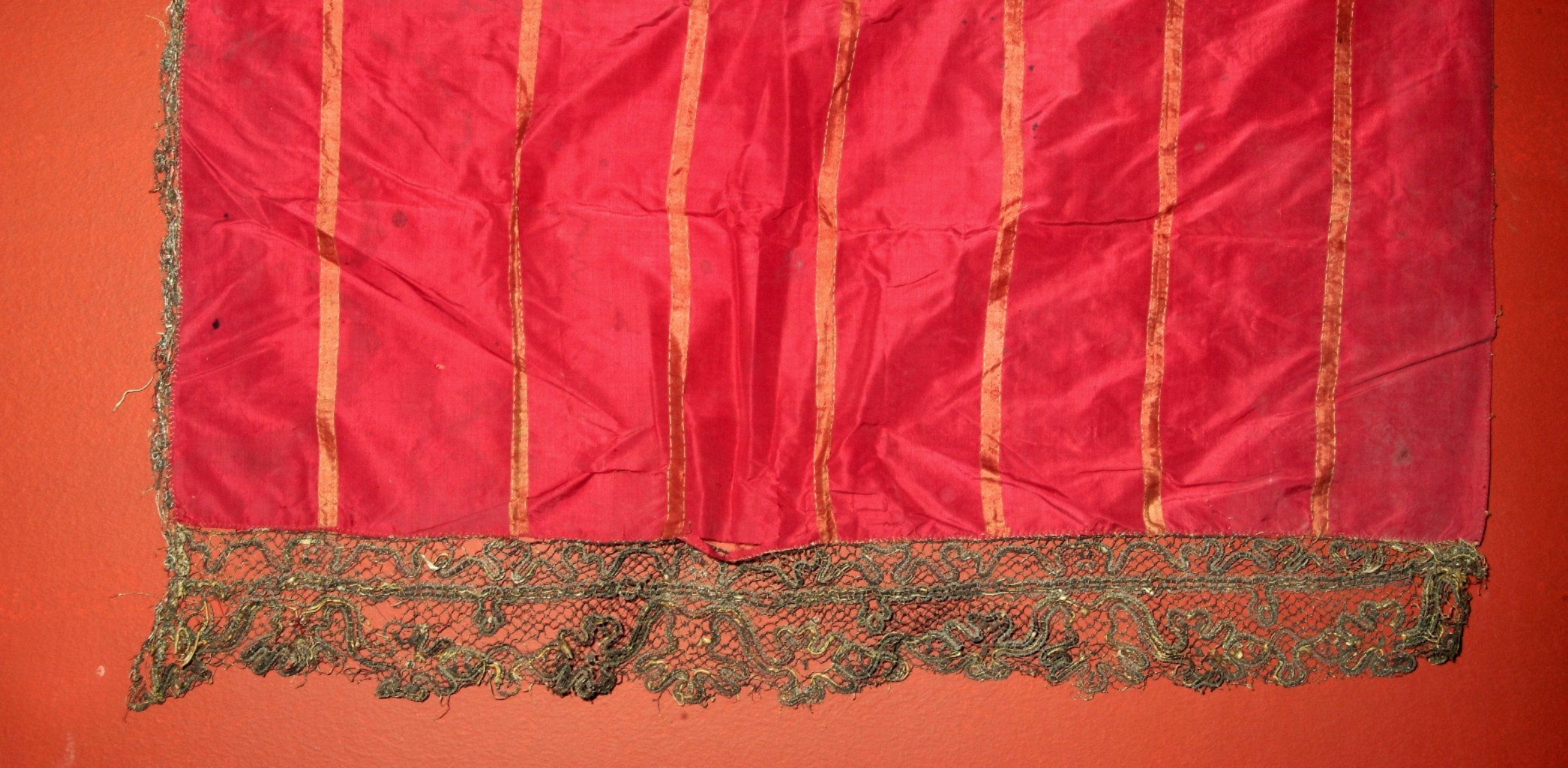 cortina, opera isolata - manifattura abruzzese (XVIII)