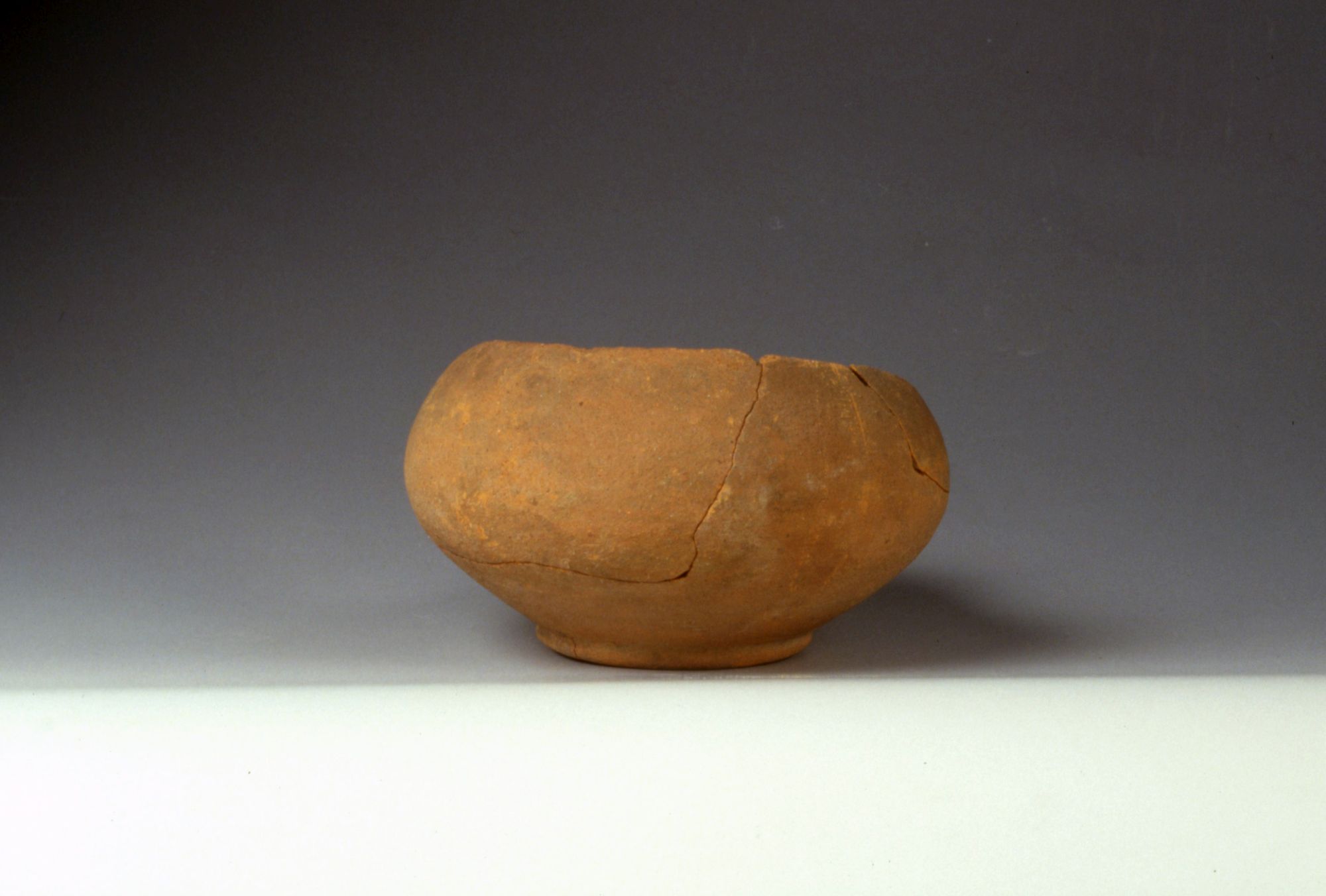 Olpe piriforme/frammenti (primo quarto Sec. I d. C)