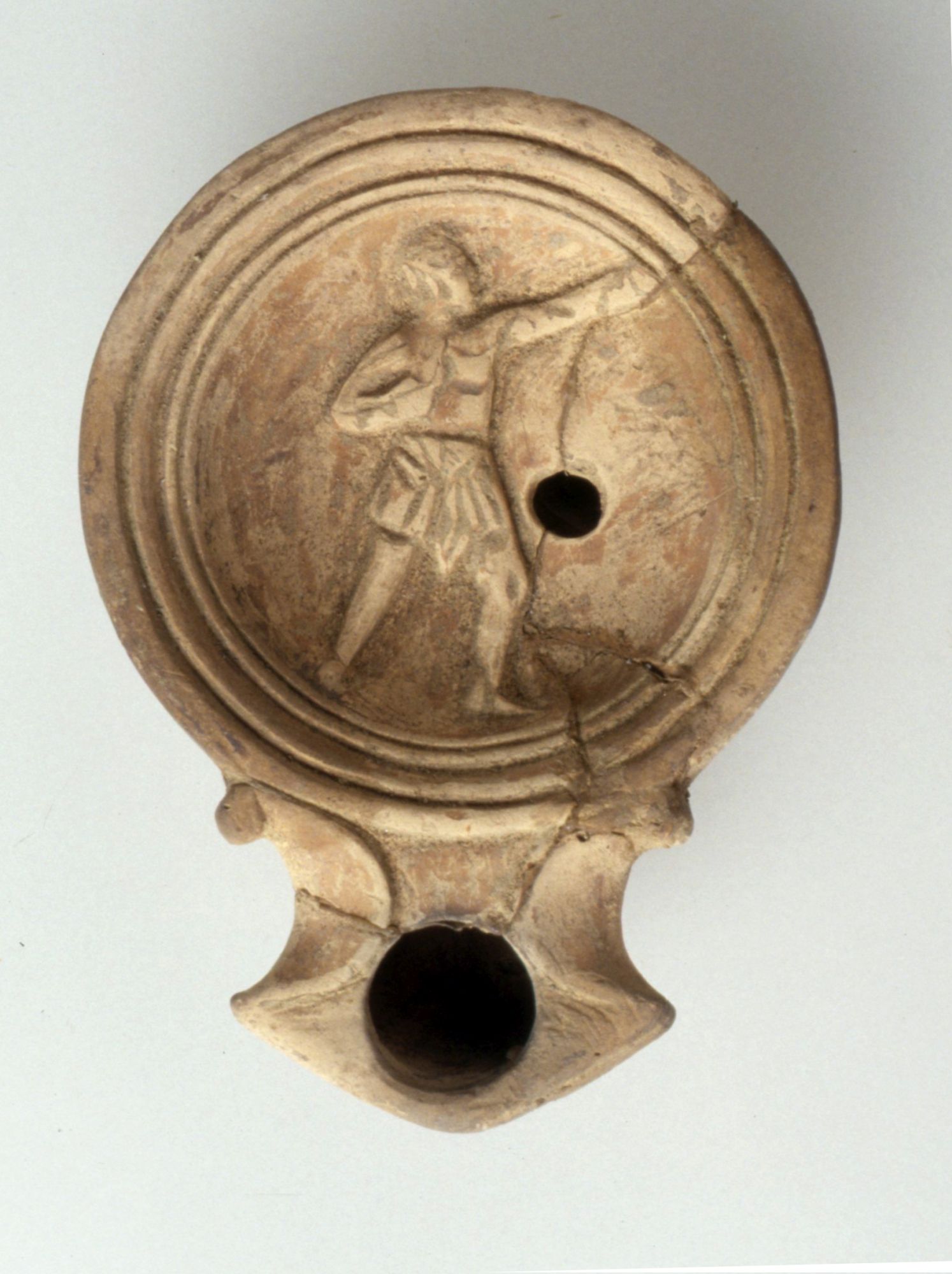 Lucerna a volute, Loeschcke IC (Seconda metà Sec. II d. C)