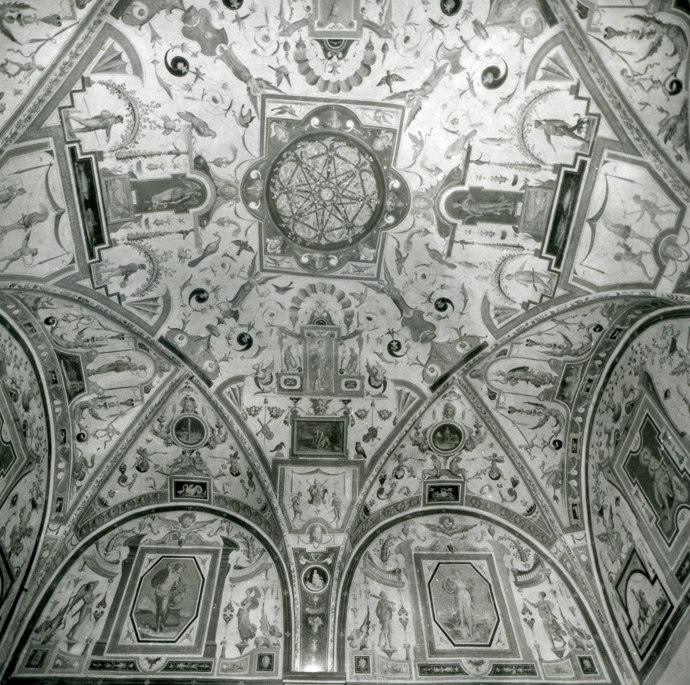 decorazione parietale, complesso decorativo - ambito fiorentino (XVI)