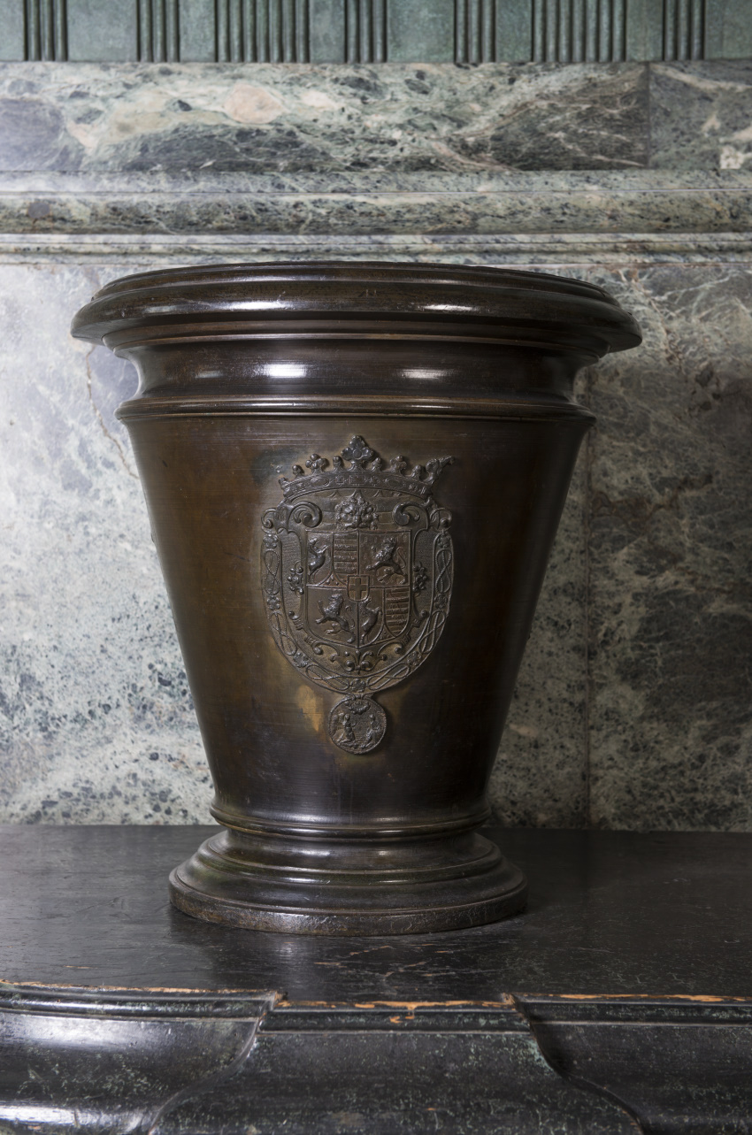 vaso da giardino, serie - ambito torinese (secc. XVI - XVII)