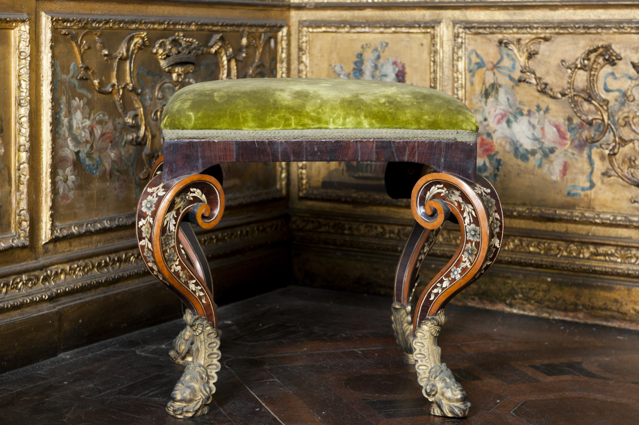 sgabello, serie di Piffetti Pietro (attribuito) - ambito piemontese (secondo quarto XVIII)