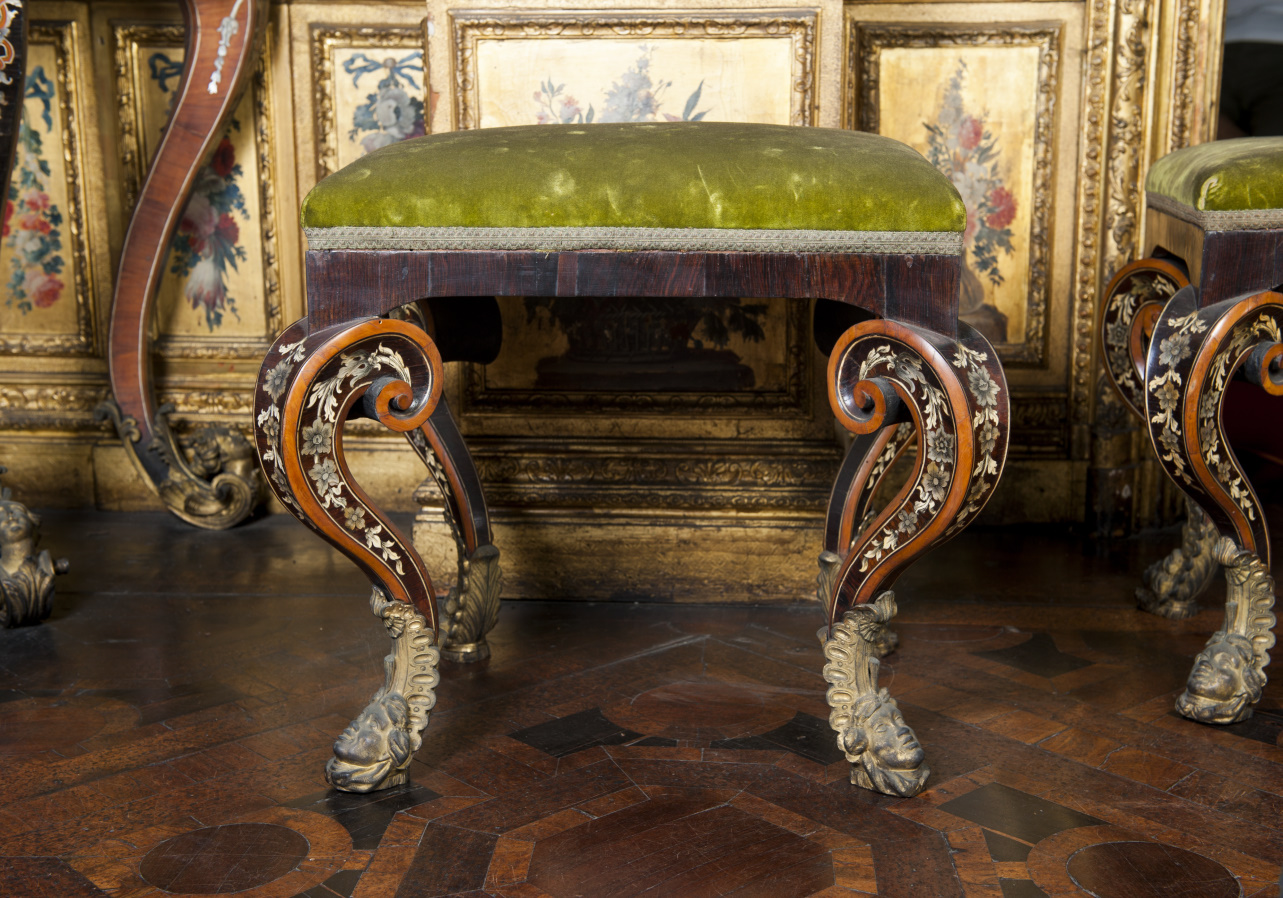 sgabello, serie di Piffetti Pietro (attribuito) - ambito piemontese (secondo quarto XVIII)