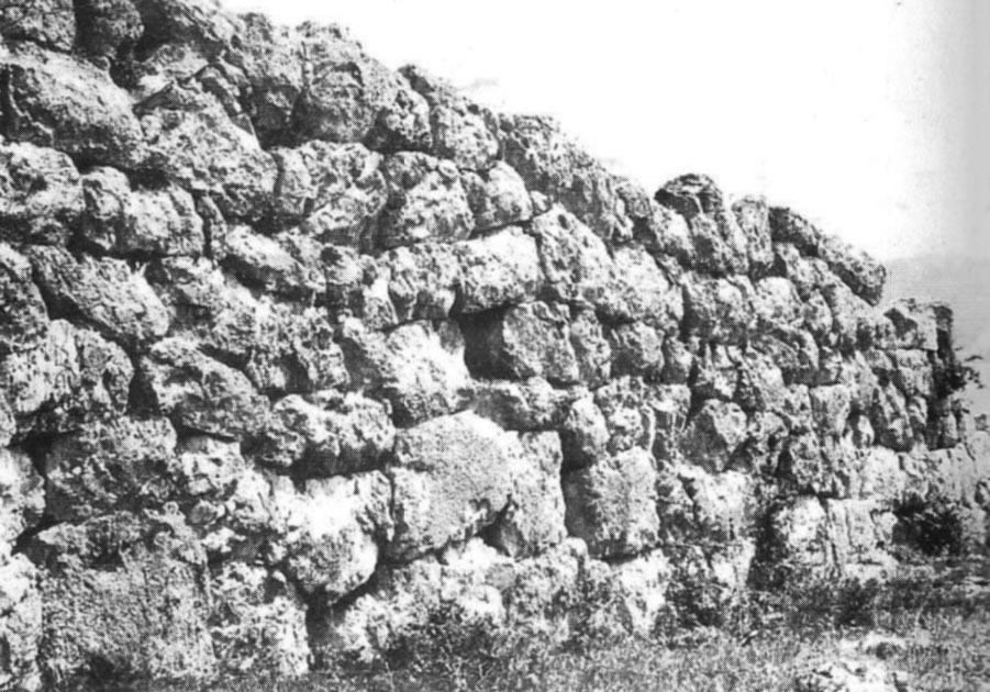 Centro fortificato di colle delle Fate (insediamento, insediamento fortificato) - Roccacasale (AQ)  (VII-IV a.C)