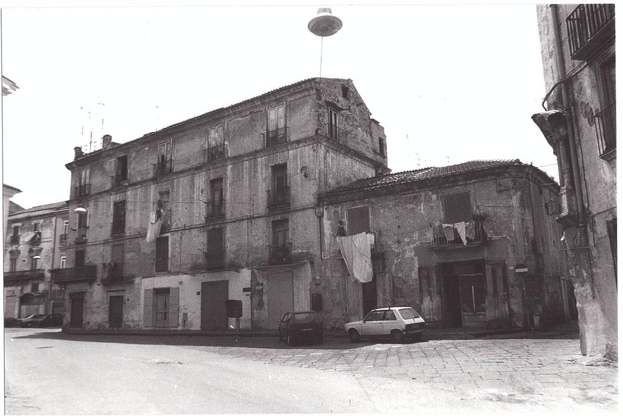 palazzo, nobiliare - Aversa (CE) 