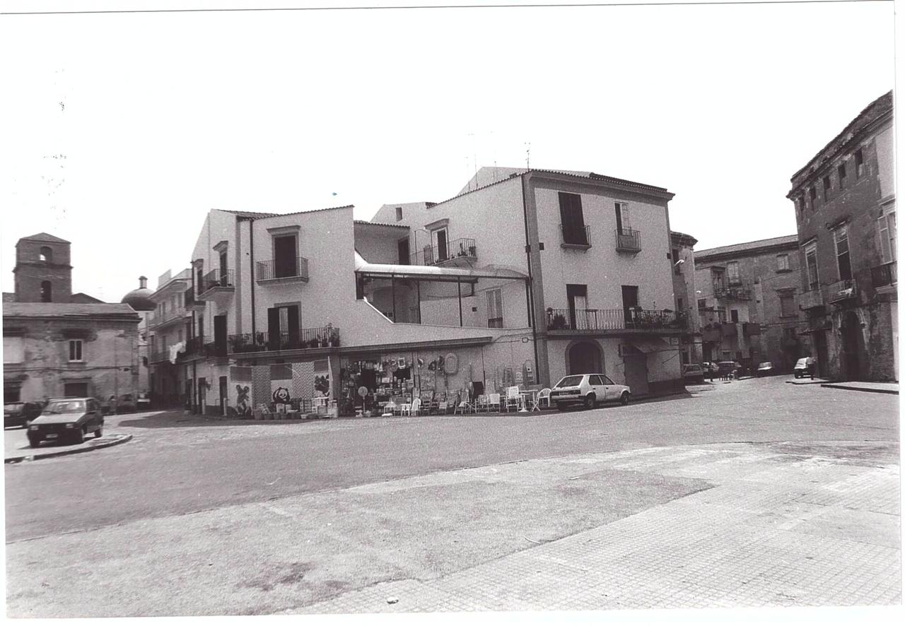 palazzo, residenziale - Aversa (CE) 