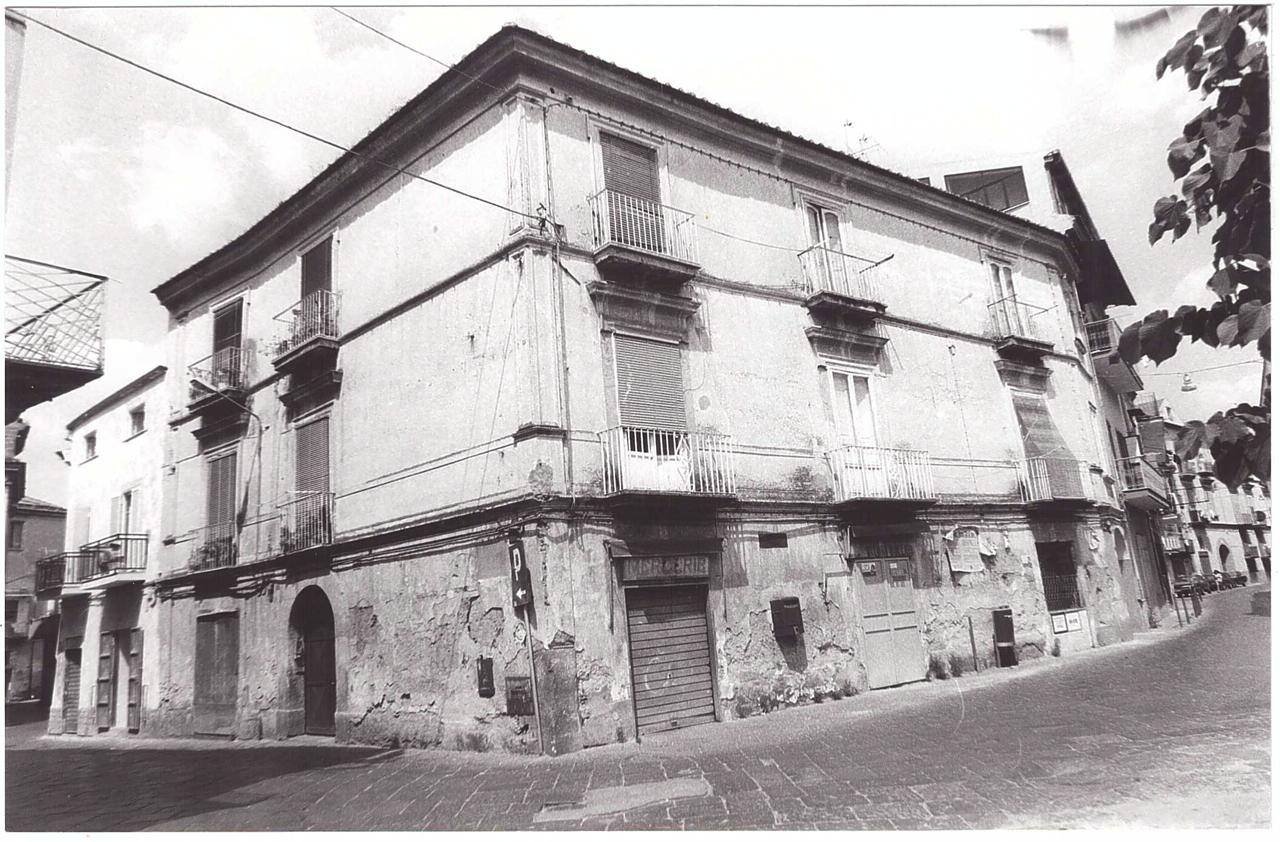 palazzo Cassandra (palazzo, residenziale) - Aversa (CE) 