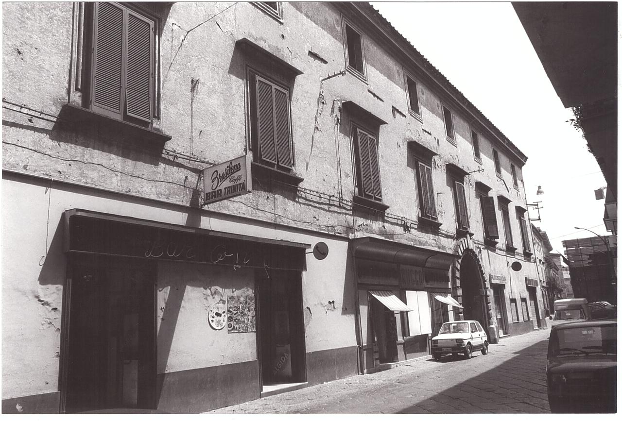 palazzo già Pacifico Lucarelli (palazzo, nobiliare) - Aversa (CE) 