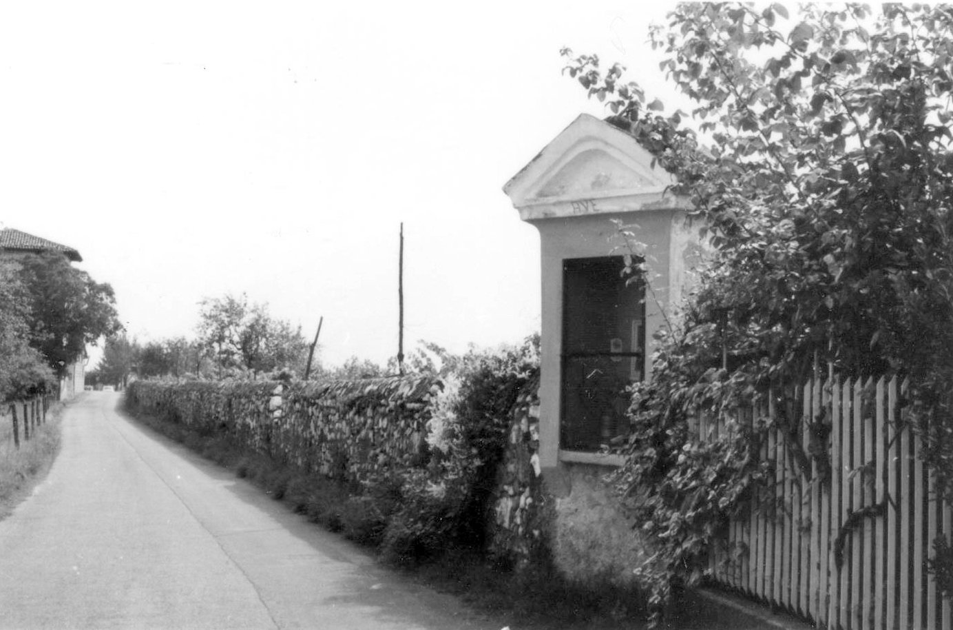 edicola - ambito lombardo (prima metà sec. XX)