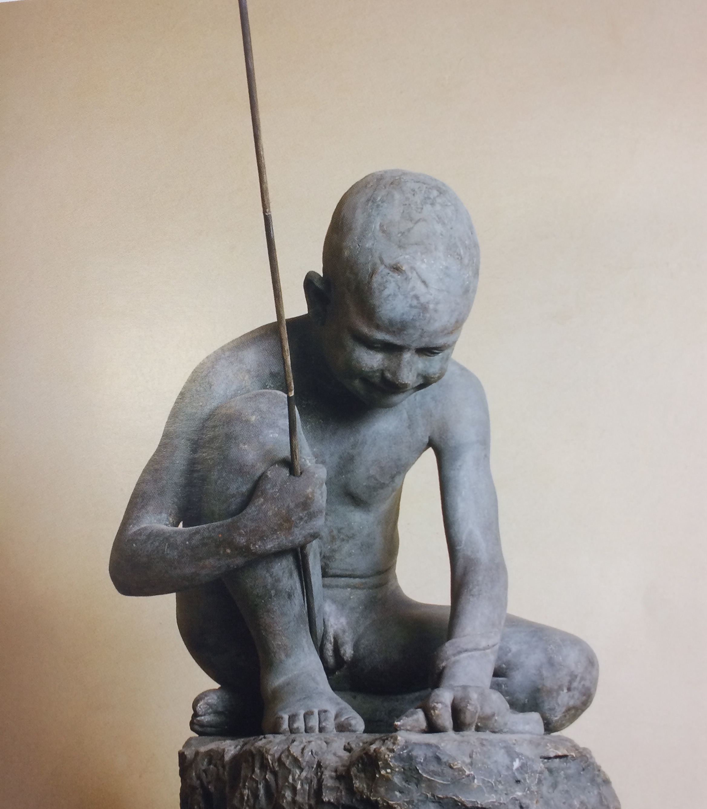 L'anguilla, Figura di bambino (scultura) di Giorgio Kienerk (sec. XIX)