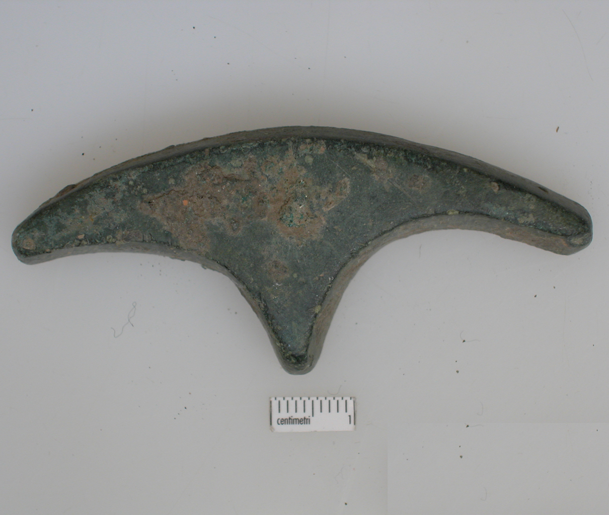 piedino di recipiente (sec. I d.C)