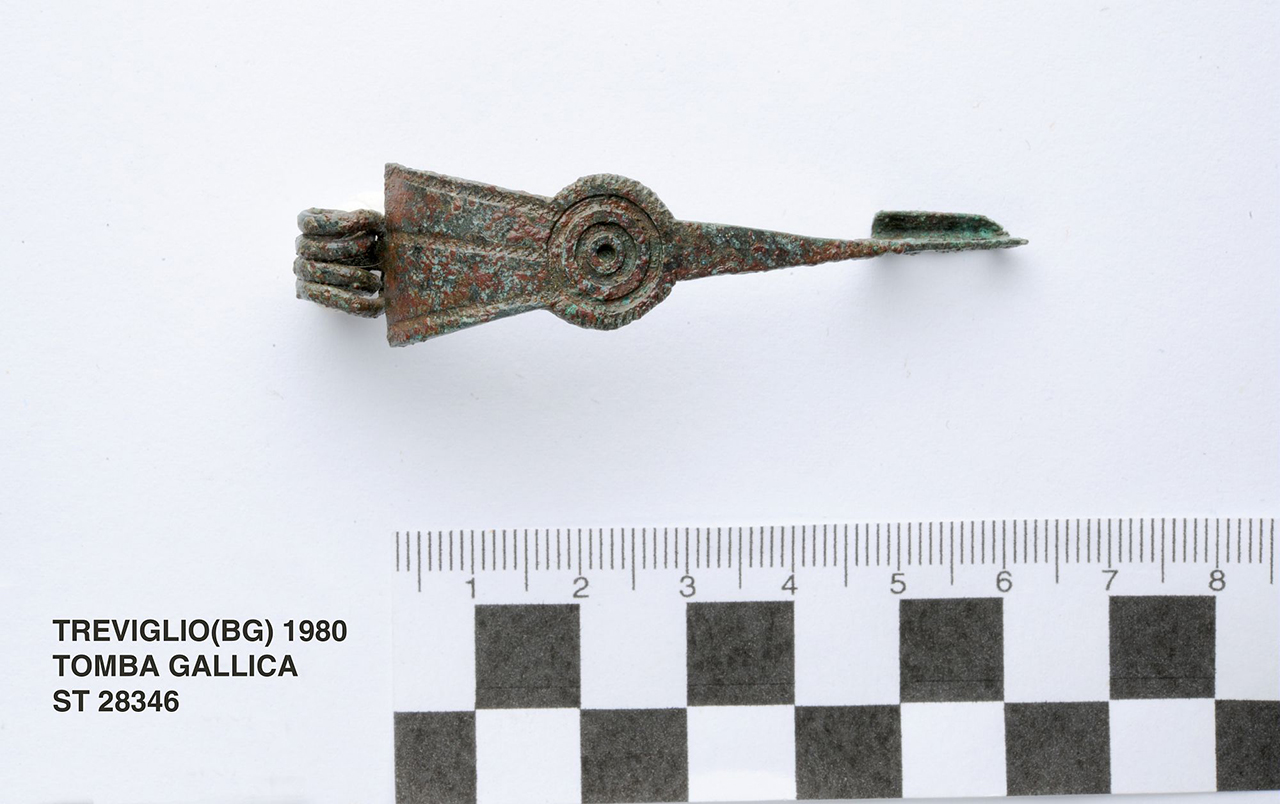 fibula, tipo Cenisola - Tardo La Tène (metà I a.C)