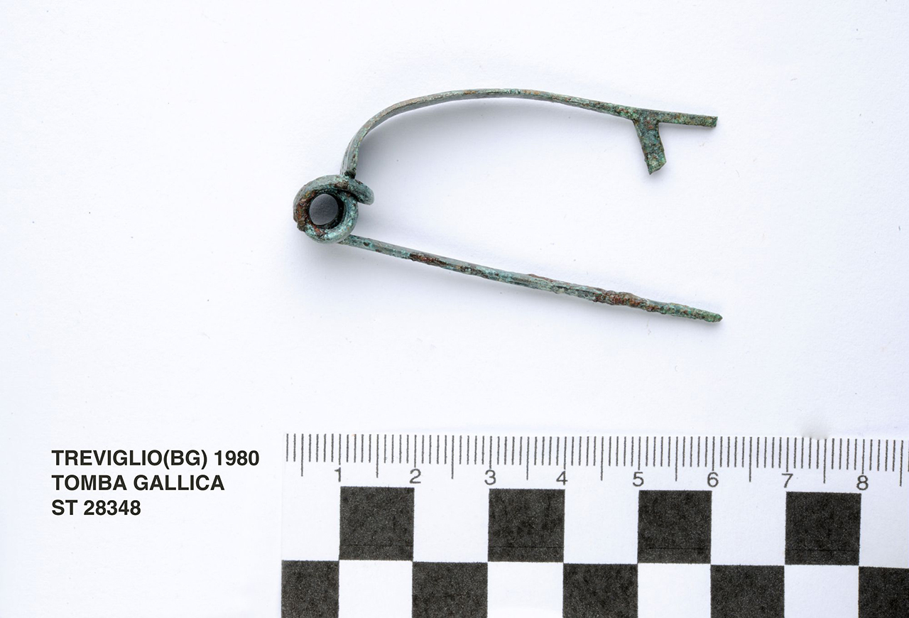 fibula, tipo Nauheim - Tardo La Tène (metà I a.C)