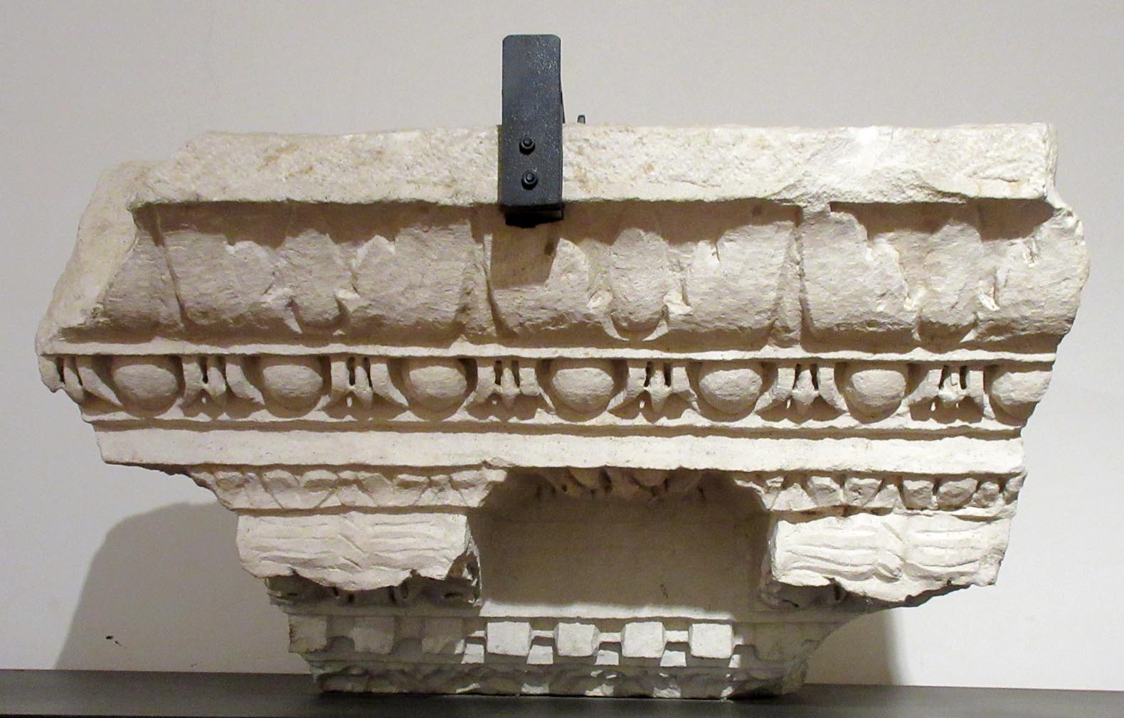 cornice/ modanata (Età Flavia)