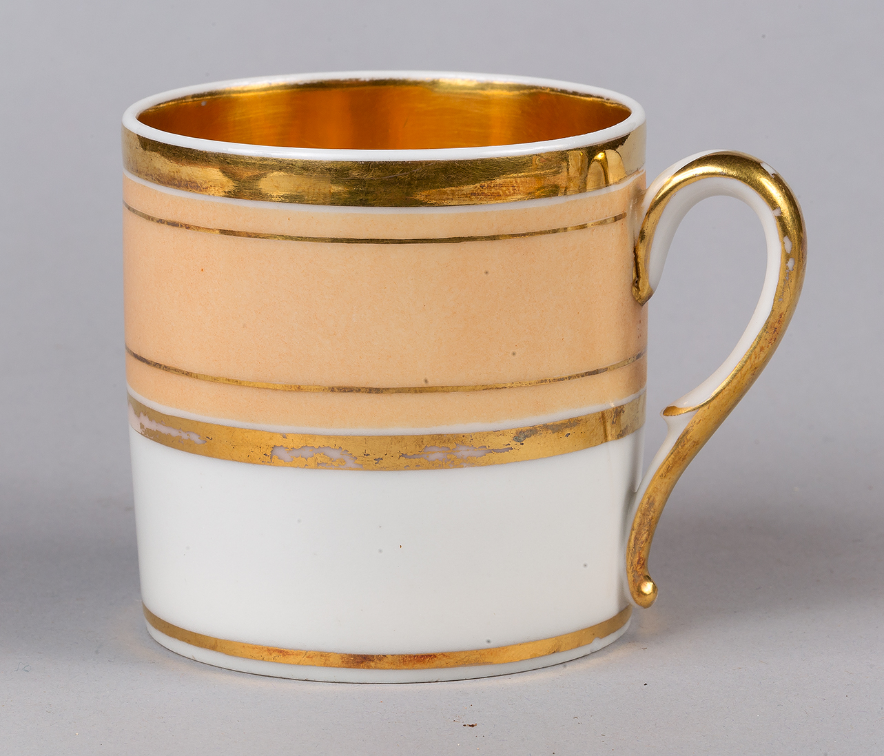 tazzina da caffe', serie - manifattura francese (secondo quarto sec. XIX)