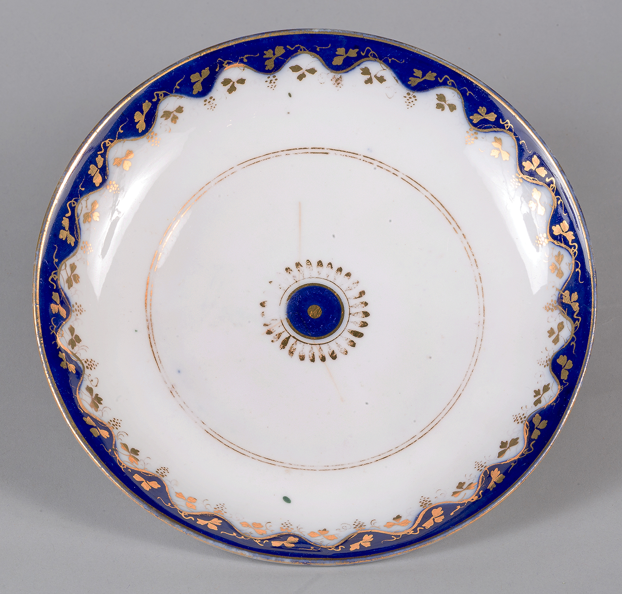 piattino - manifattura tedesca (seconda metà sec. XIX)