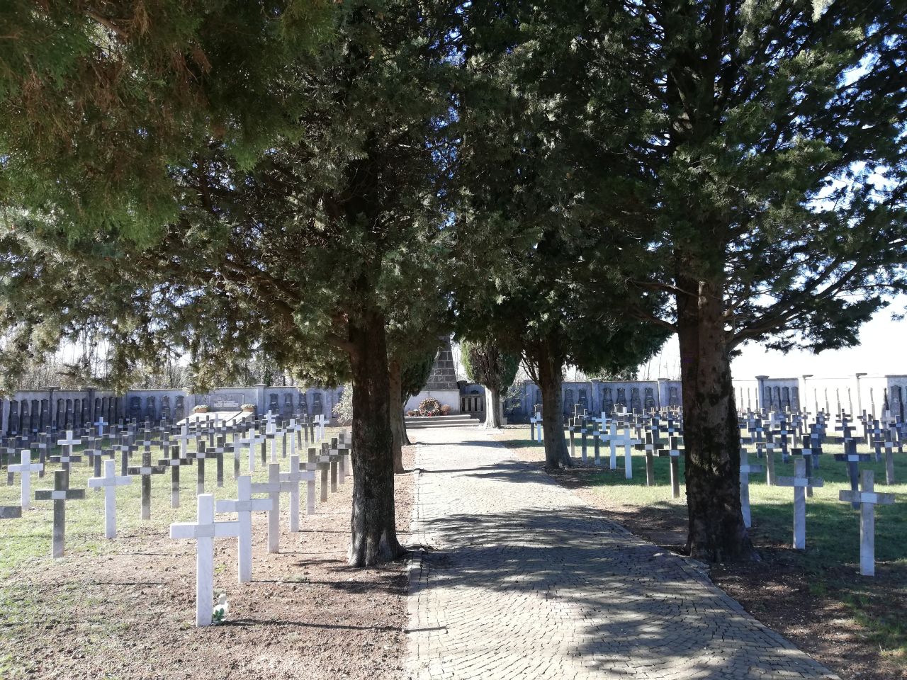Cimitero Militare Austro Ungarico di Brazzano (cimitero militare, della prima guerra mondiale) - Cormons (GO) 
