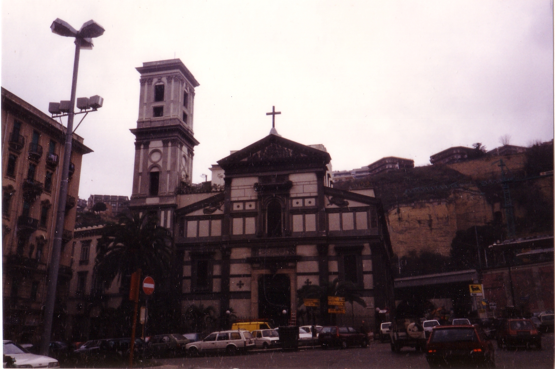 Chiesa ed Orfanotrofio della SS. Immacolata Concezione a rampe Brancaccio (chiesa) - Napoli (NA) 