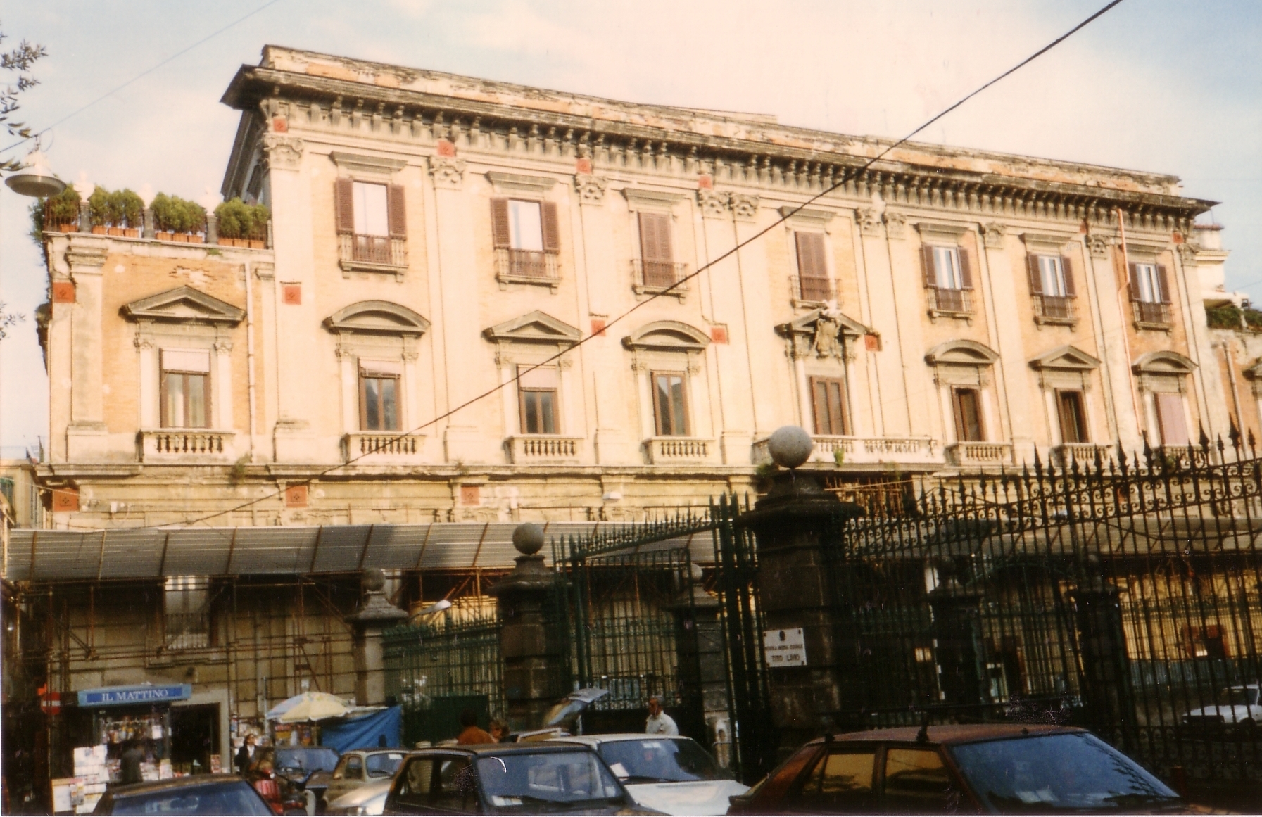 Palazzo Carafa di Policastro (palazzo, padronale) - Napoli (NA) 