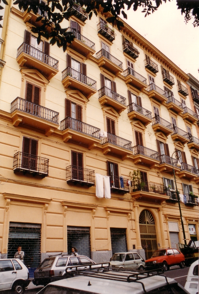 palazzo, residenziale - Napoli (NA) 
