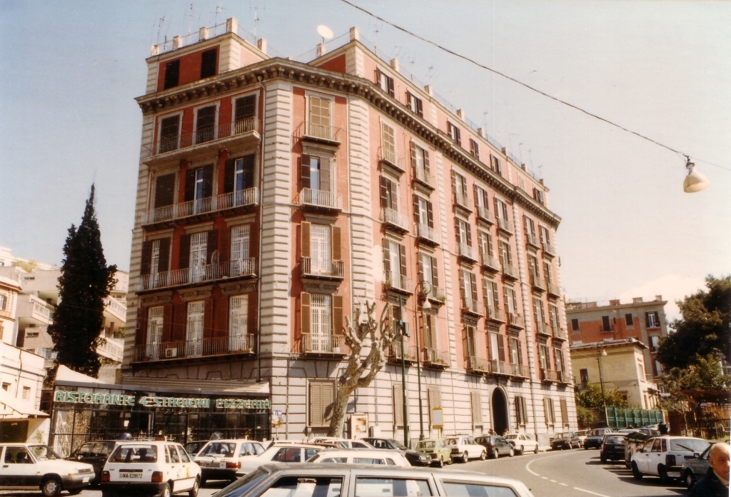 palazzo, residenziale - Napoli (NA) 