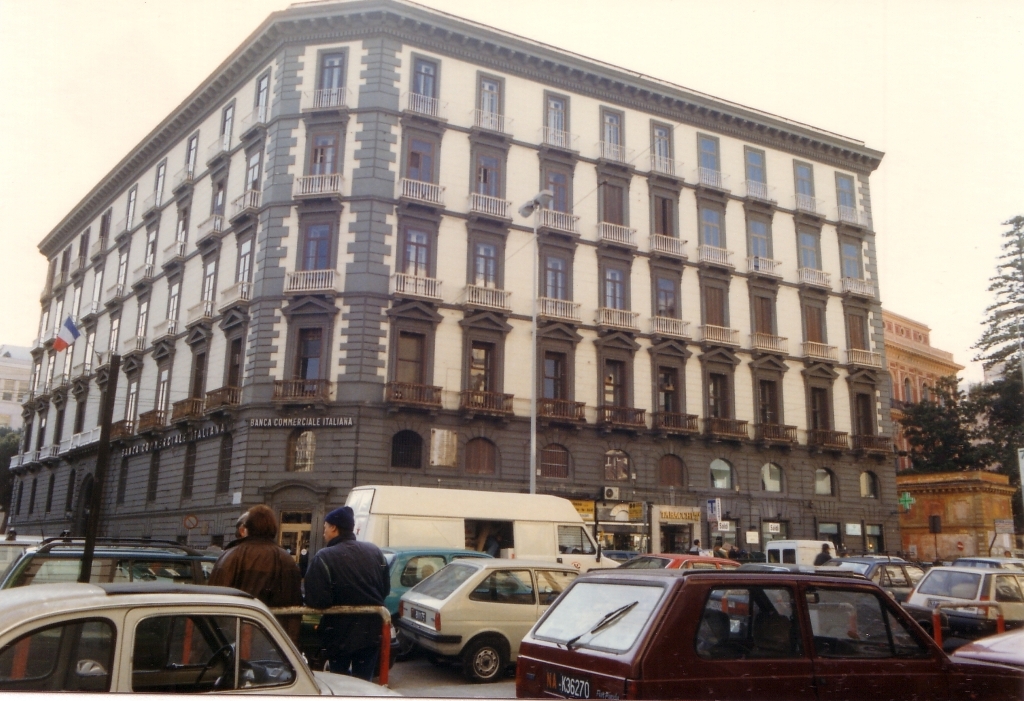 palazzo, residenziale - Napoli (NA) 