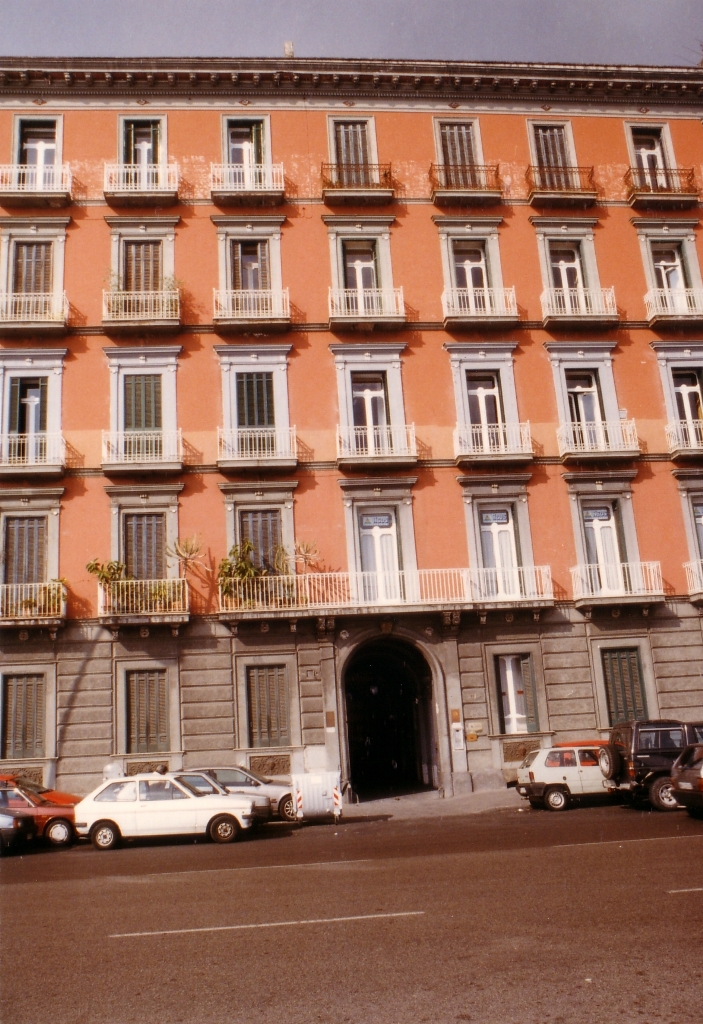 palazzo, residenziale - Napoli (NA) 