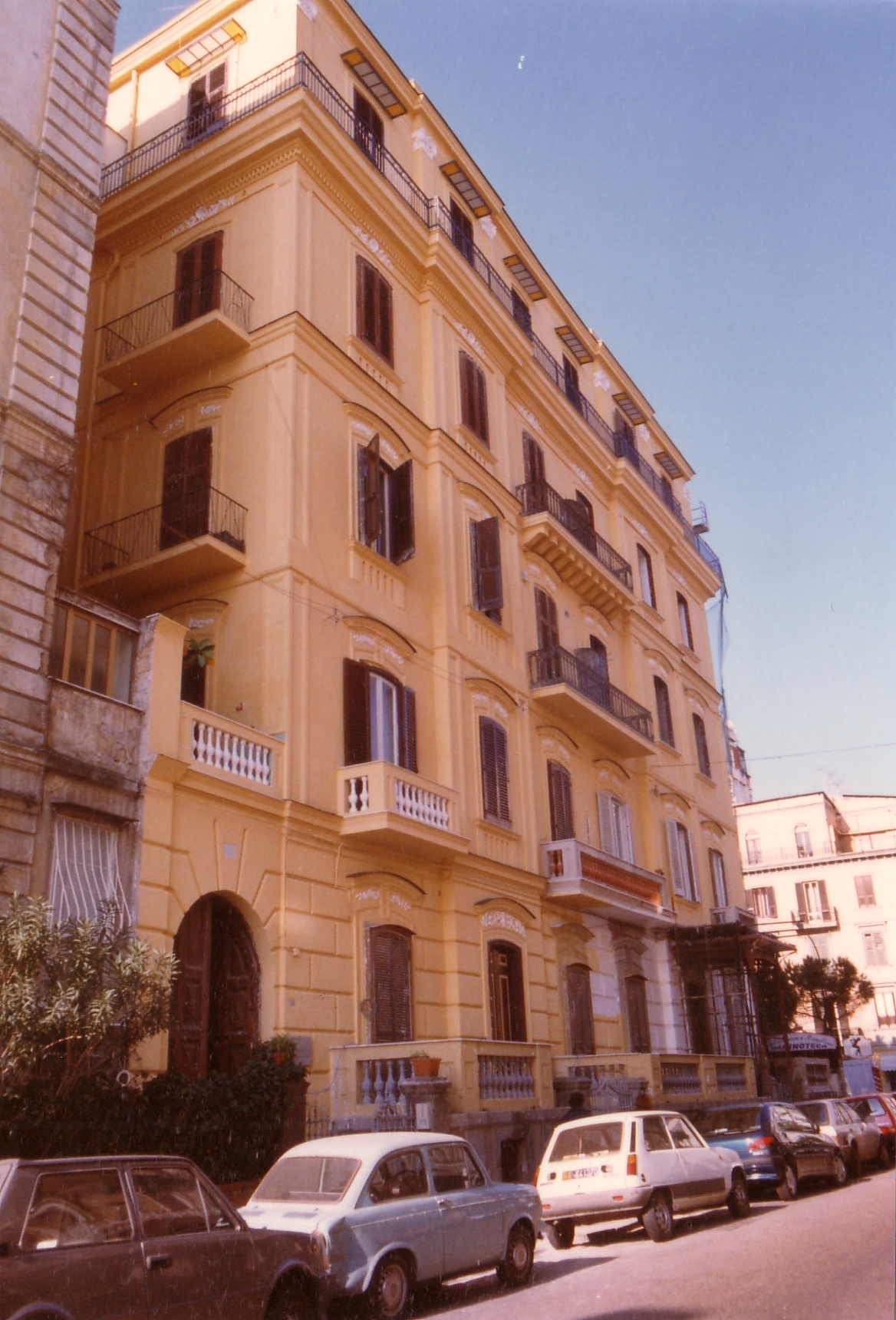 palazzo, residenziale - Napoli (NA) 