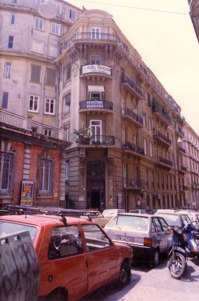 palazzo, residenziale - Napoli (NA) 