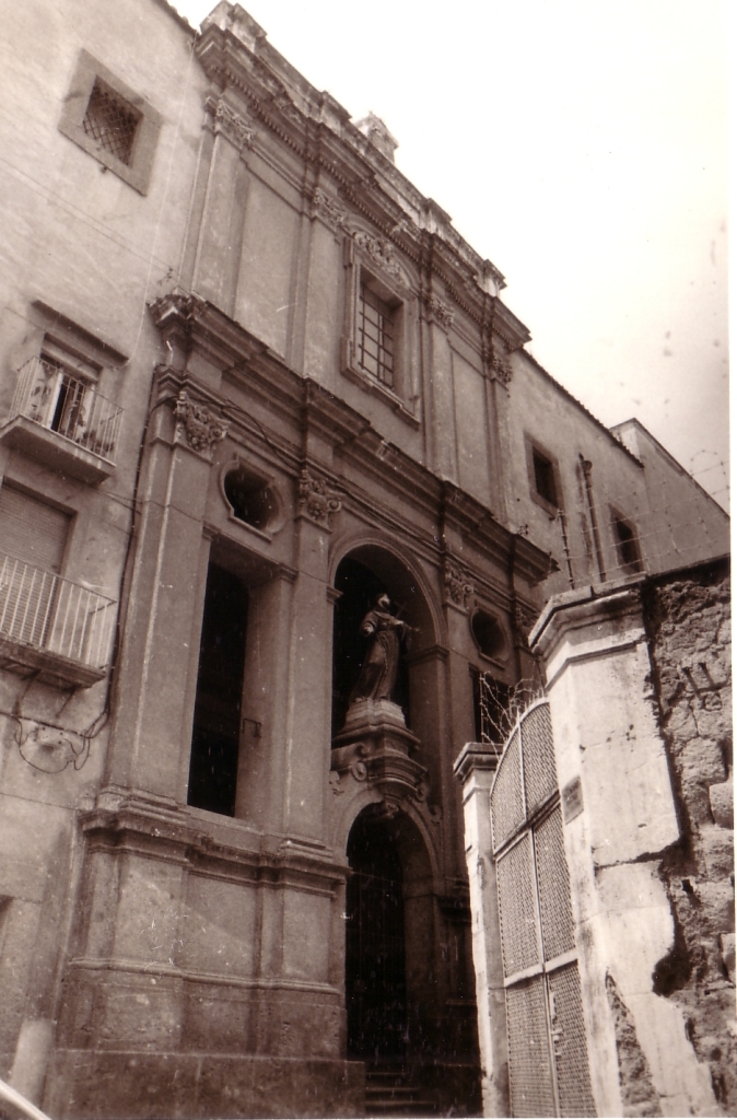 Chiesa di San Francesco degli Scarioni (chiesa, monastica) - Napoli (NA) 