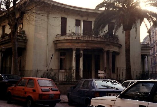edificio per abitazione (villino, unifamiliare) - Napoli (NA)  (1930; 1885)