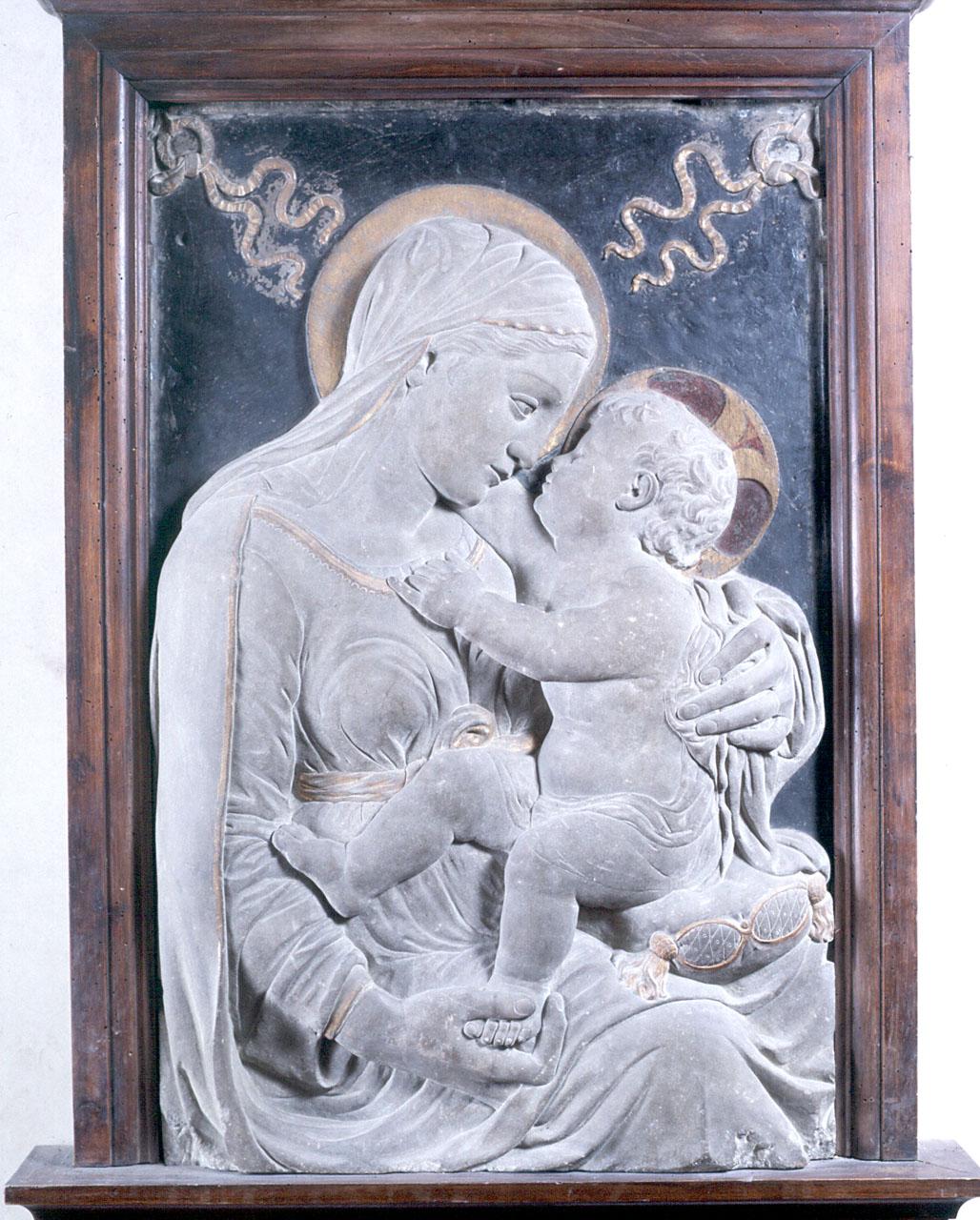 Madonna con Bambino (rilievo) di Simone del Pollaiuolo detto Cronaca - bottega toscana (inizio sec. XVI)