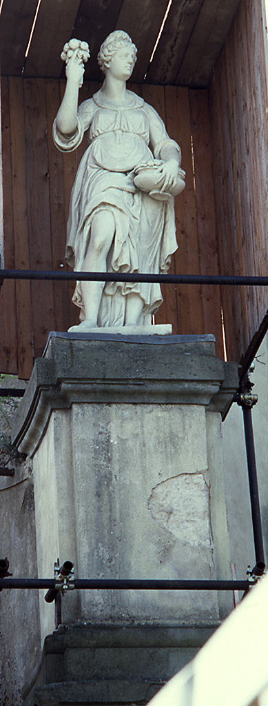 Flora (statua) di Caccini Giovan Battista (fine/ inizio secc. XVI/ XVII)